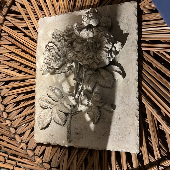 Vintage Heavy Clay Sculpture 3D Floral Plaque Picture Art Piece Picture Frame - Picture 5 of 9